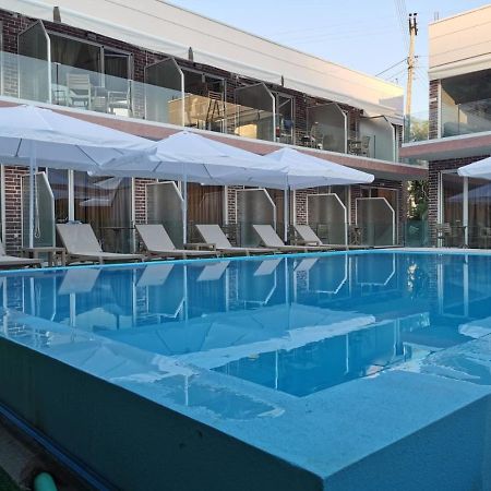 Hotel Capital Lux Нидри Экстерьер фото