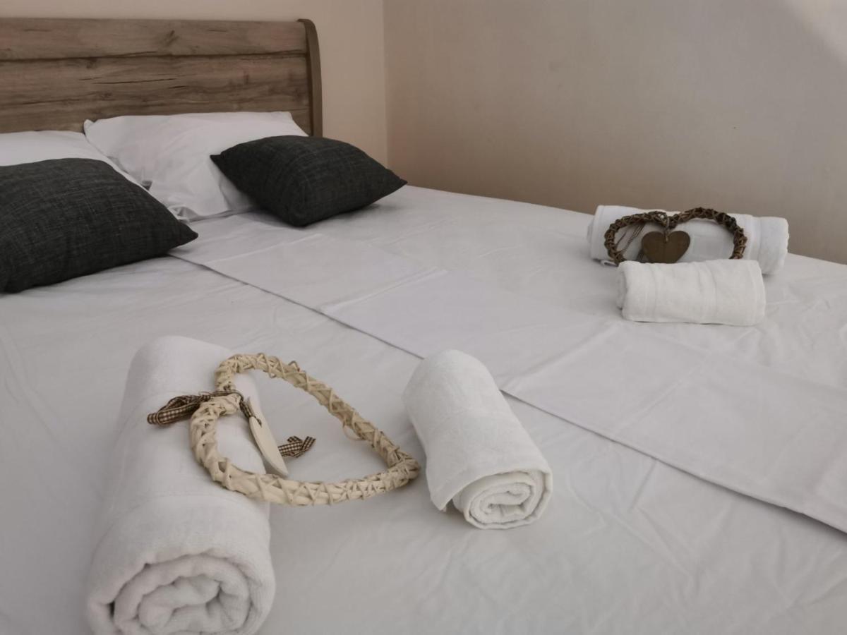 Hotel Capital Lux Нидри Экстерьер фото