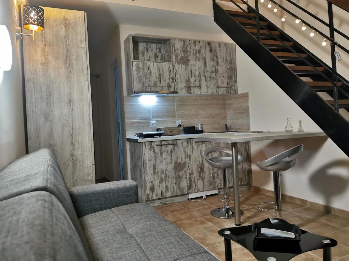Hotel Capital Lux Нидри Экстерьер фото