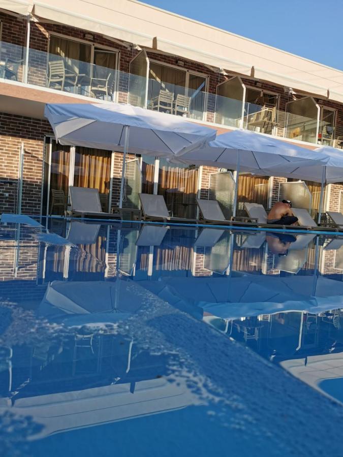 Hotel Capital Lux Нидри Экстерьер фото